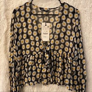 Zara Low Cut Black/Yellow Daisy Tie Top